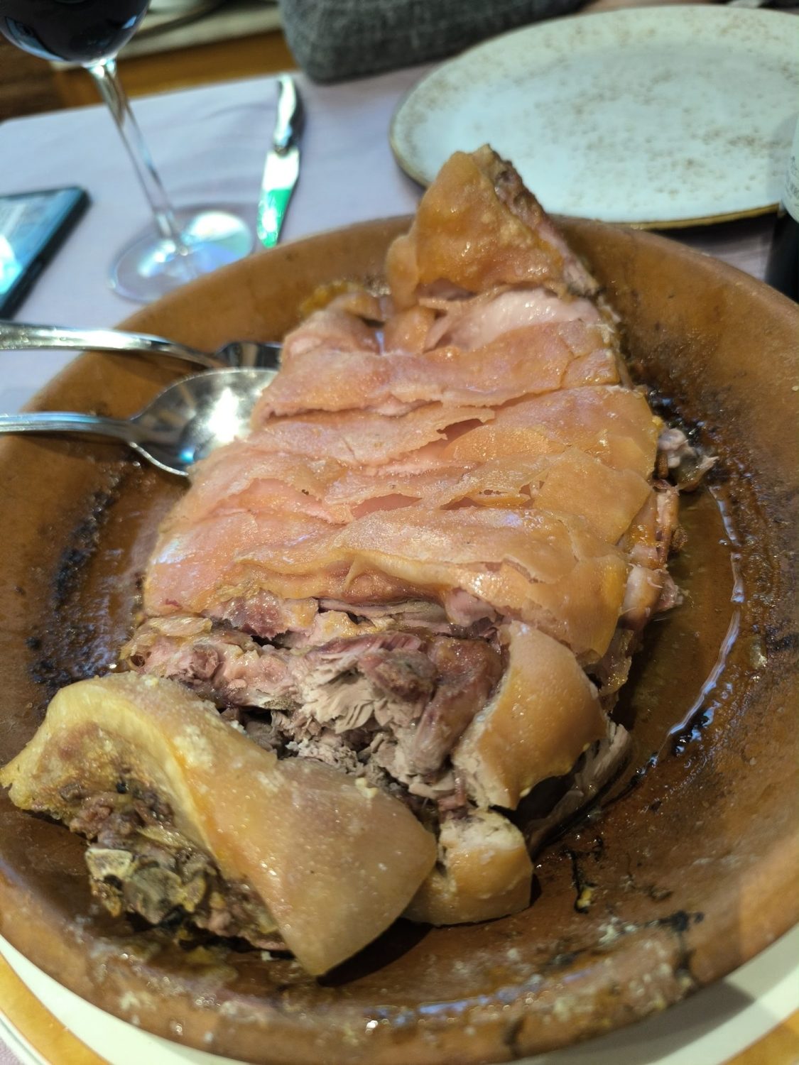Asado de horno en cazuela de barro